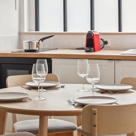 Appartamento Cosy In Typical Montmartre Parigi